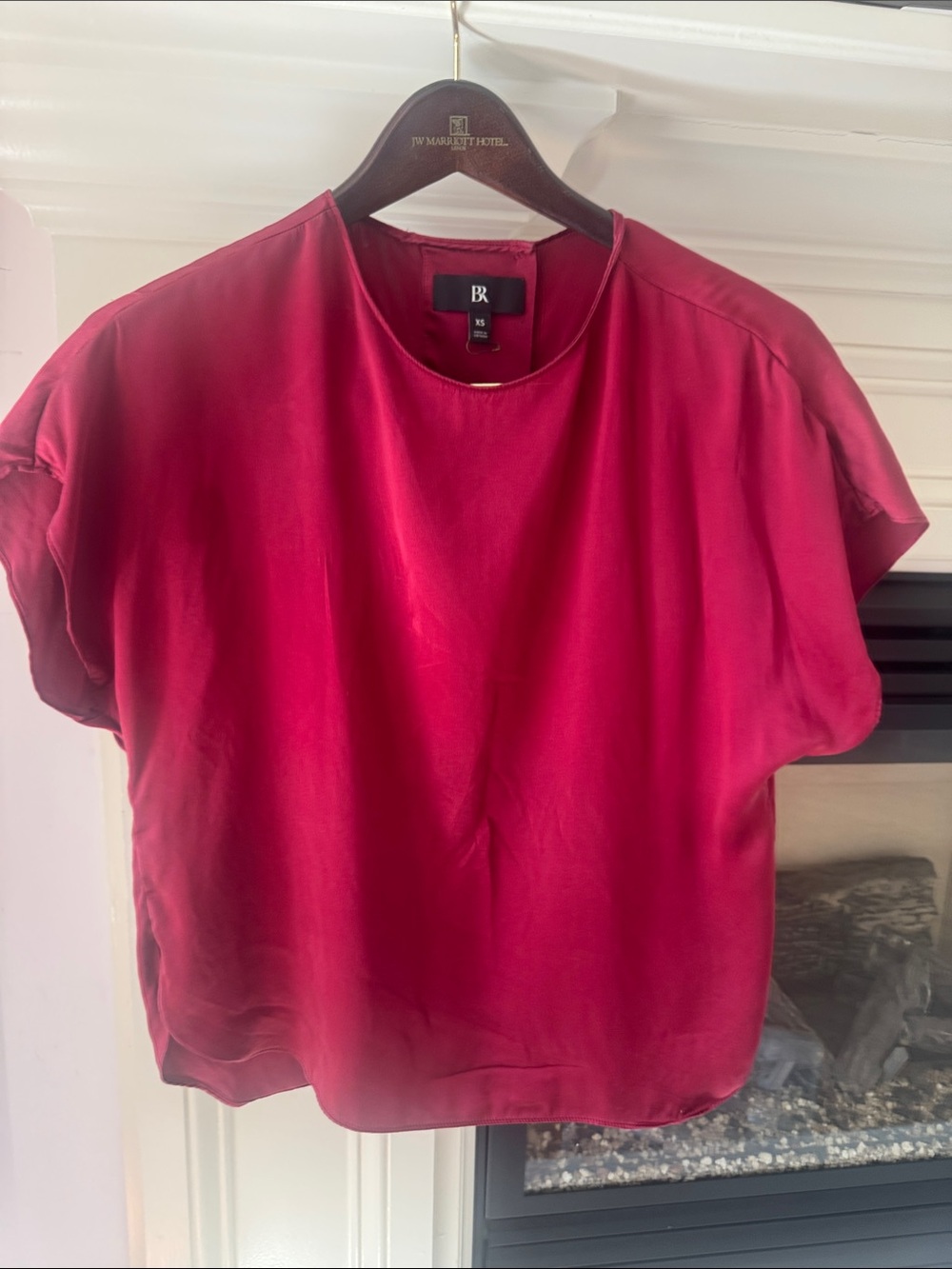 Banana Republic Short Sleeve Top in Deep Raspberry